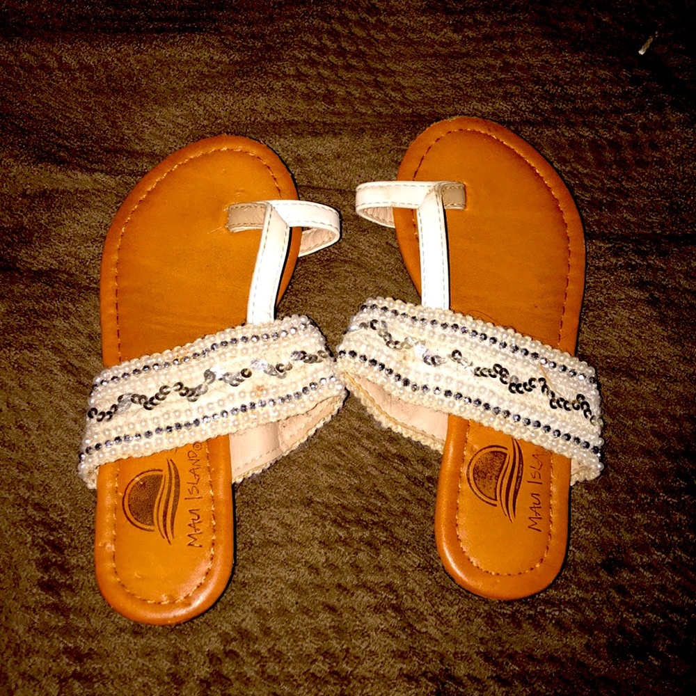 Sandles